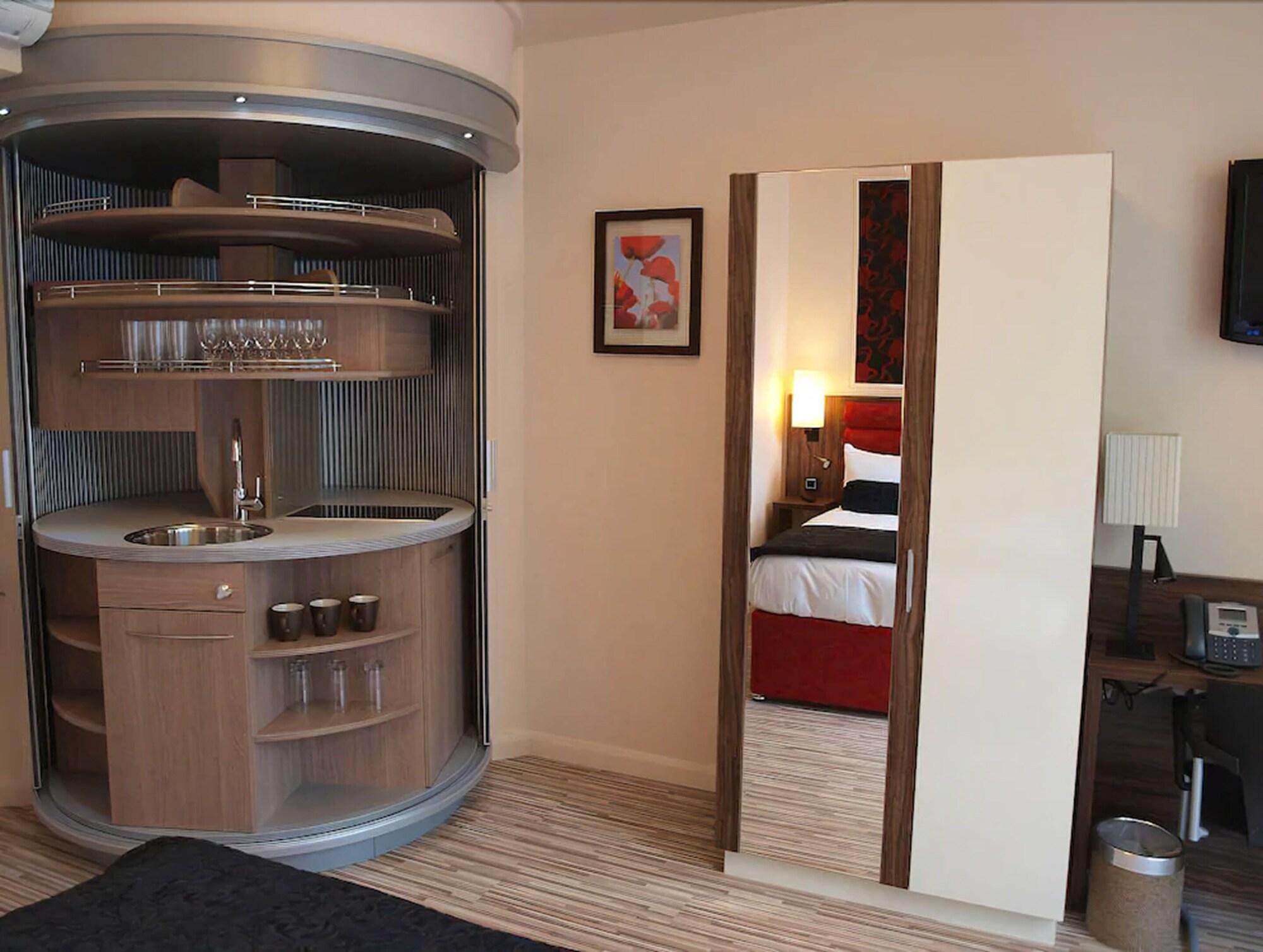 Equipamiento de Habitación Simply Rooms & Suites