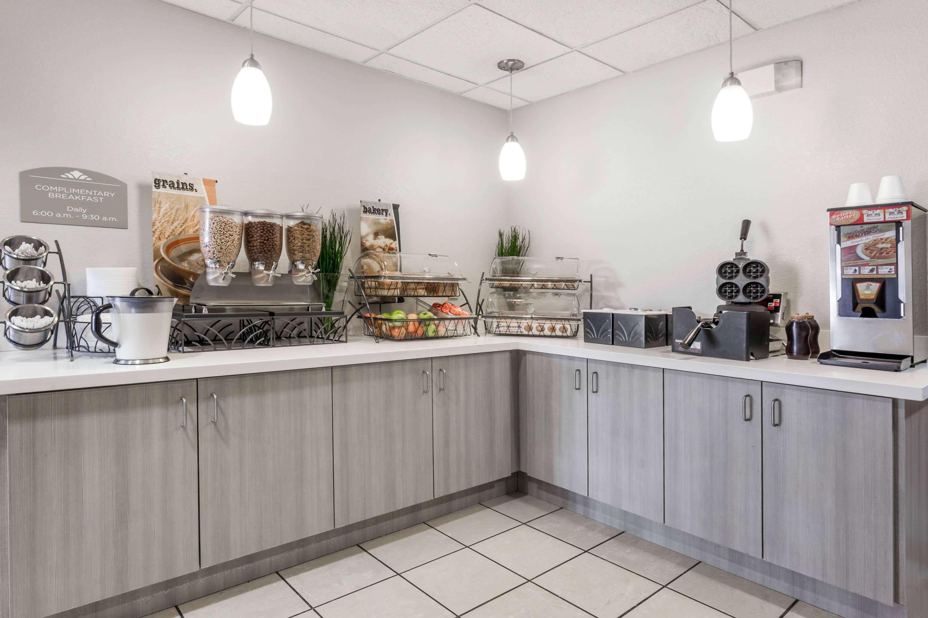 Restaurant Microtel Inn & Suites by Wyndham Modesto Ceres