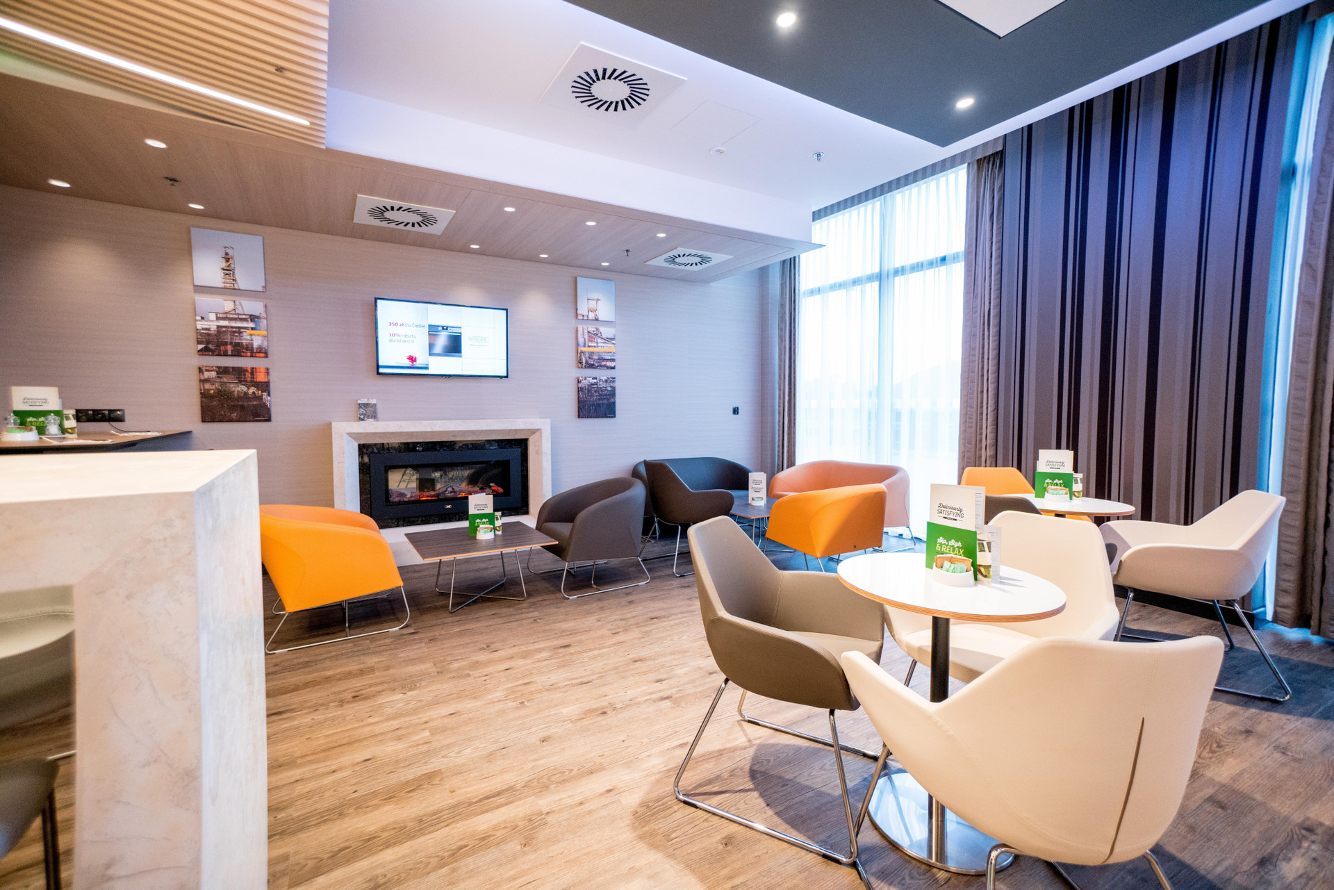 Bar/Salón Holiday Inn Dabrowa Gornicza by IHG