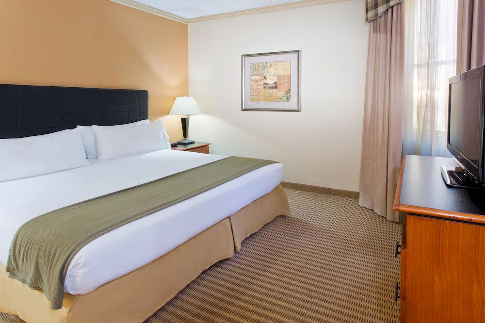 Habitación Holiday Inn Express & Suites Irving Dfw Airport North