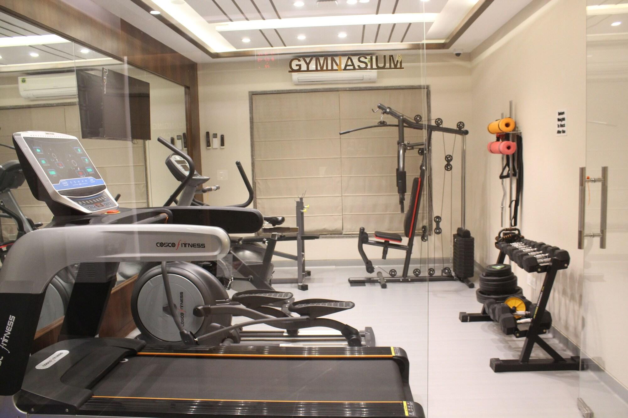 Gimnasio Hotel Rajhans Abhinandan