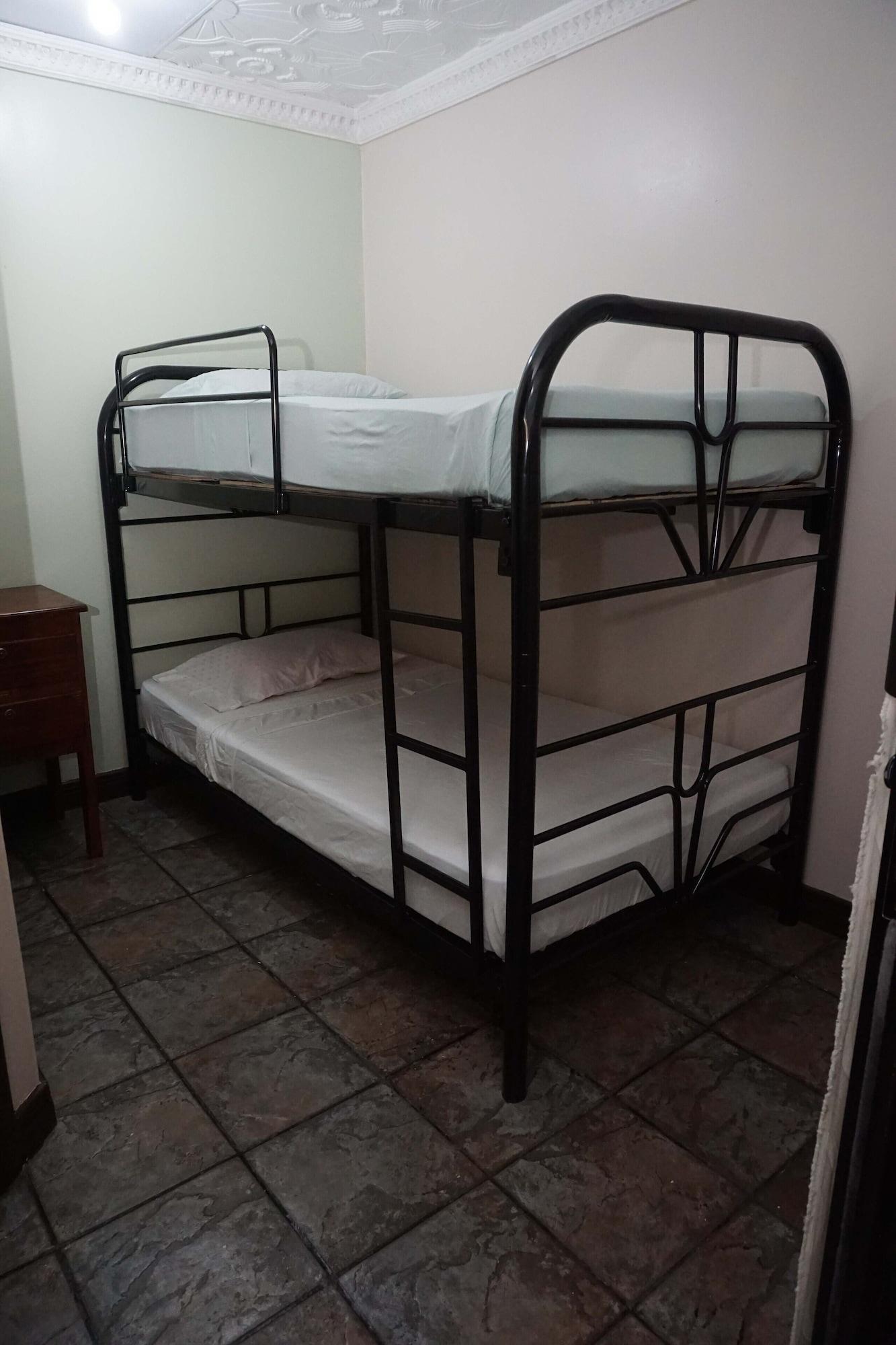 Varios Hotel el Tucan Alajuela