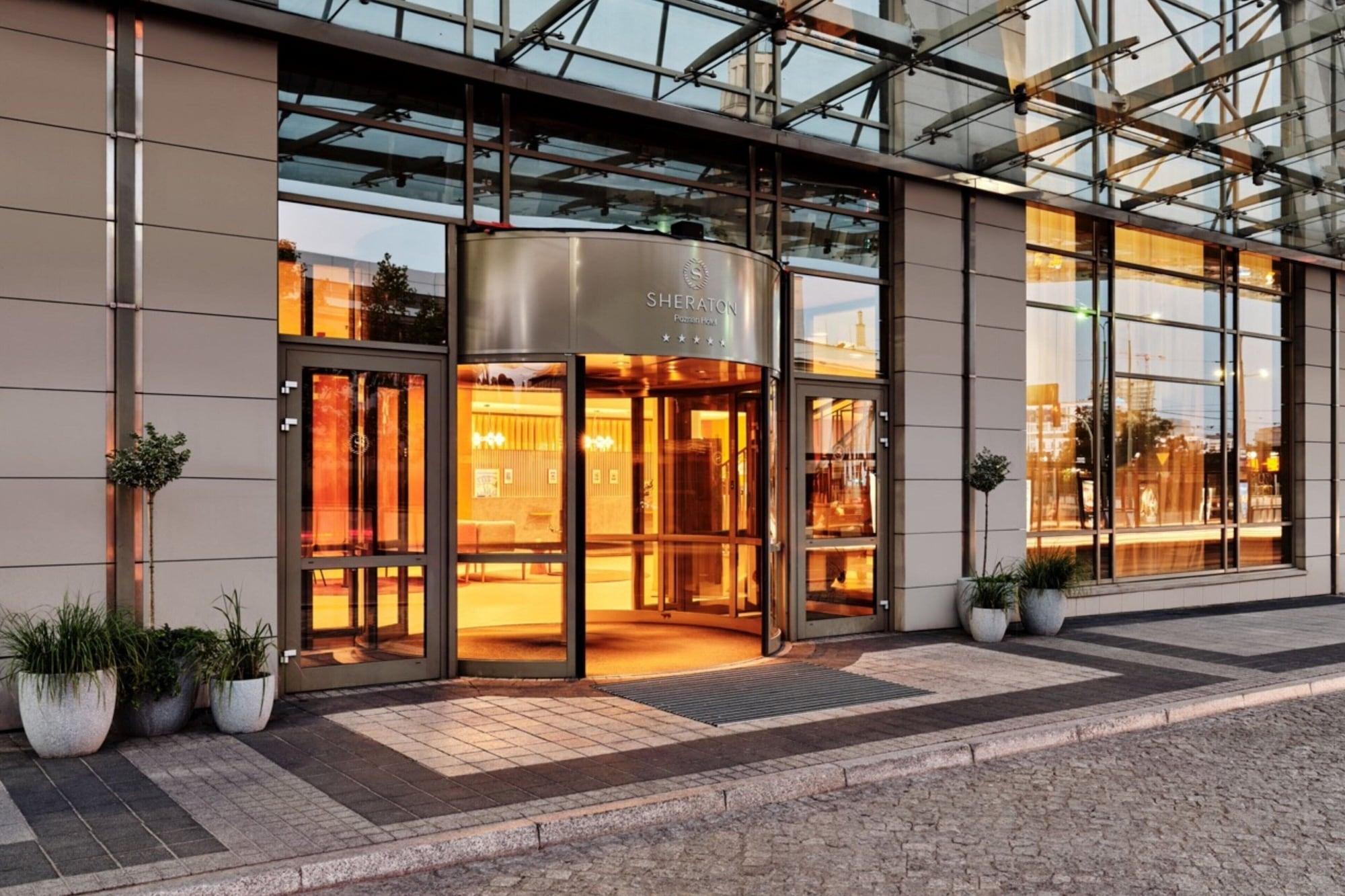 Vista Exterior Sheraton Poznan Hotel