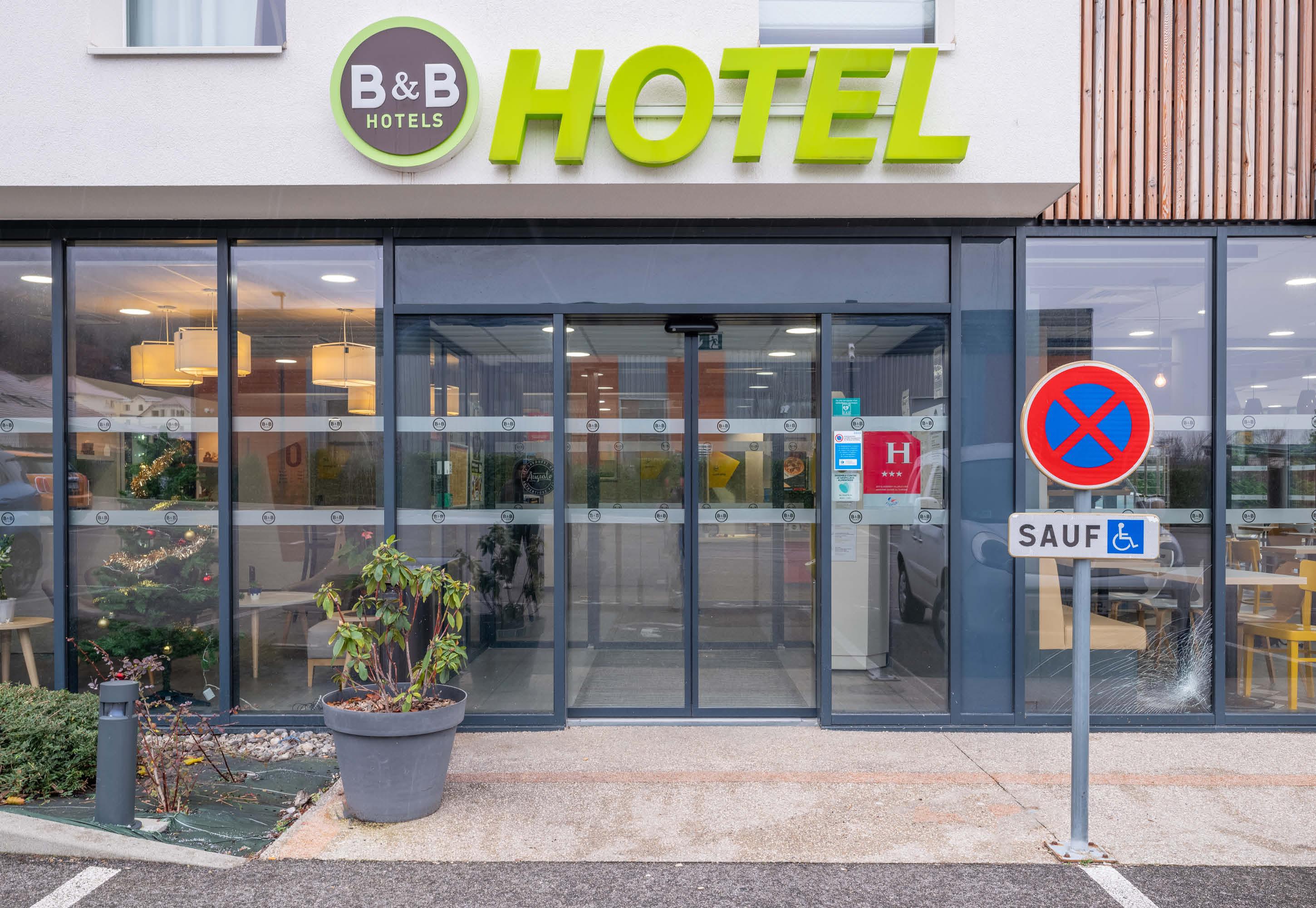 Vista Exterior B&B HOTEL ANNEMASSE Saint-Cergues
