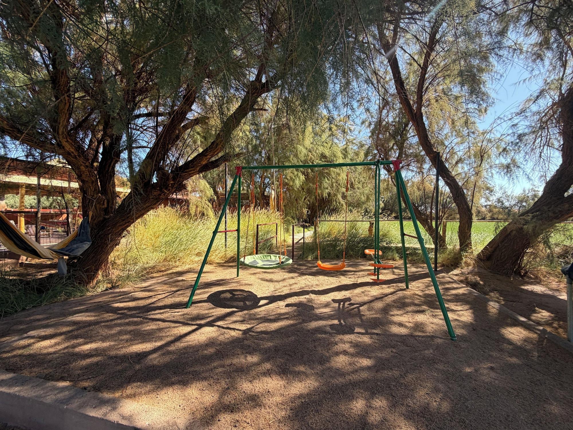 Instalaciones Recreativas Peumayen Atacama / Hostal & Cabaña