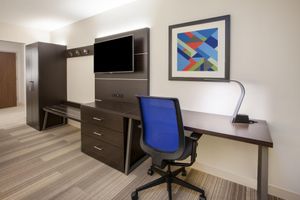 Alojamiento - Holiday Inn Express & Suites Kansas City - Oak Grove I-70 by IHG