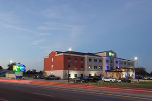Alojamiento - Holiday Inn Express Suites Gatesville N Ft Hood