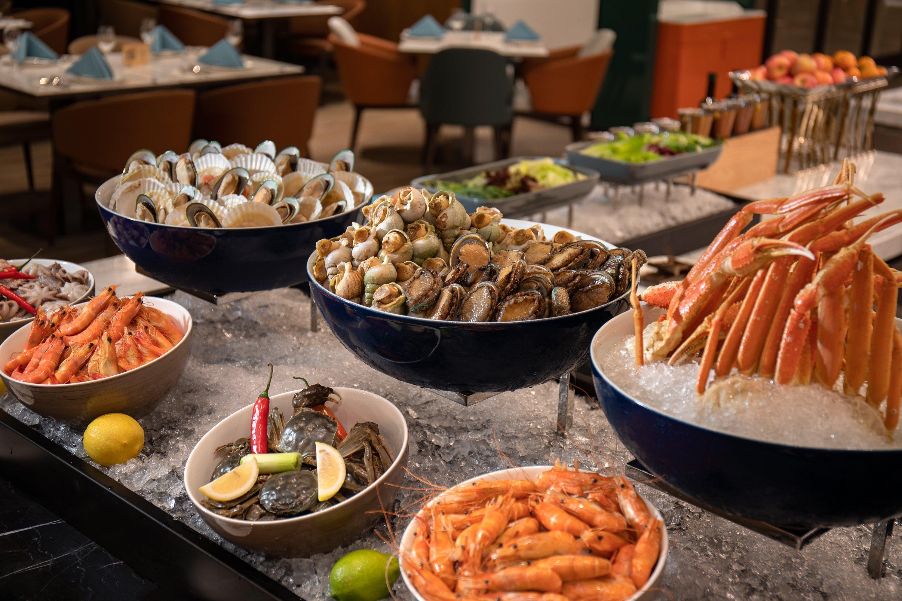 Restaurant Crowne Plaza Zhengzhou High Tech Zone by IHG