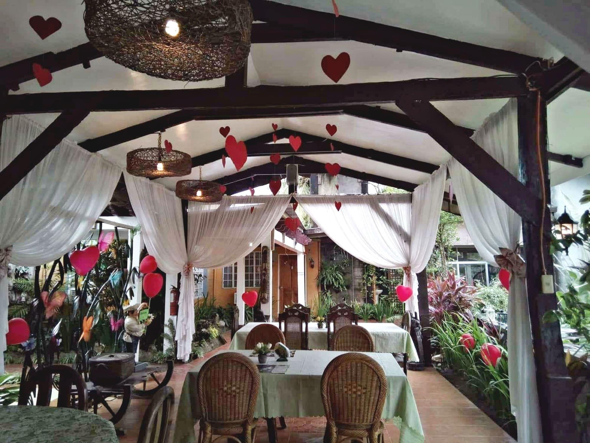 Restaurant La Casa Roa Hostel