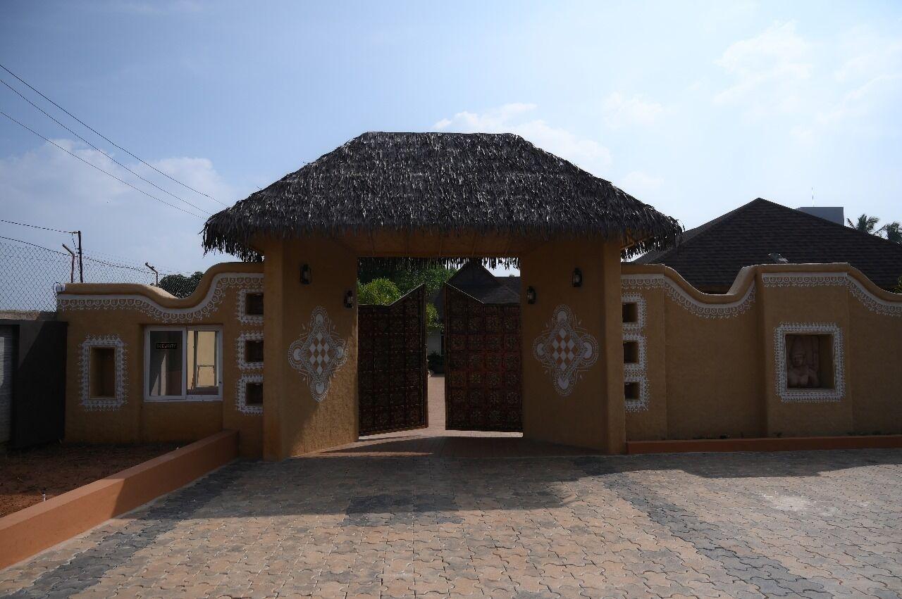 Varios SHETTAR'S KUSUM RESORT