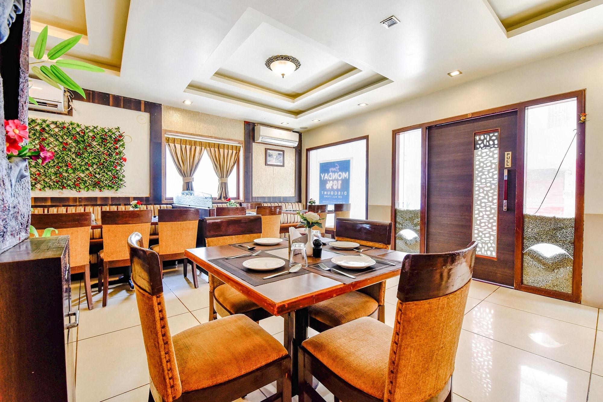 Restaurant Fabhotel Shakti Palace