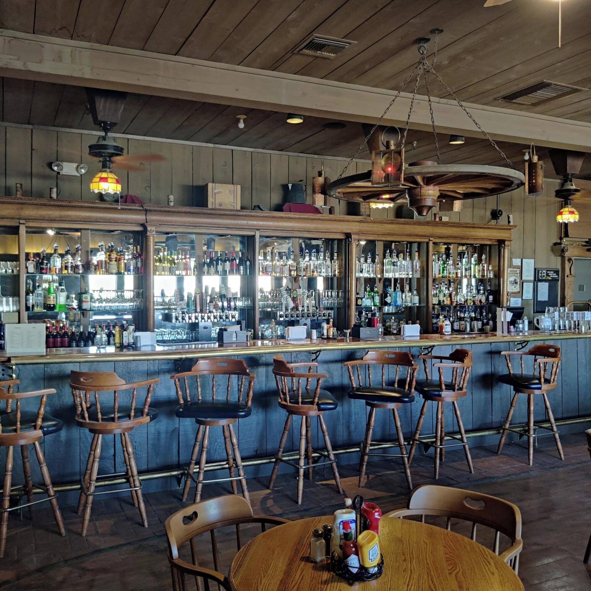 Restaurant Stovepipe Wells Village Hotel - Inside The Park