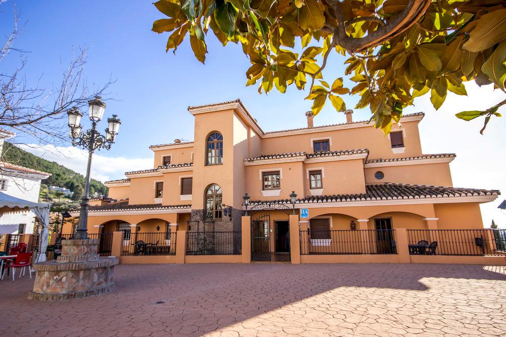 Vista Exterior Hotel Sierra Tejeda