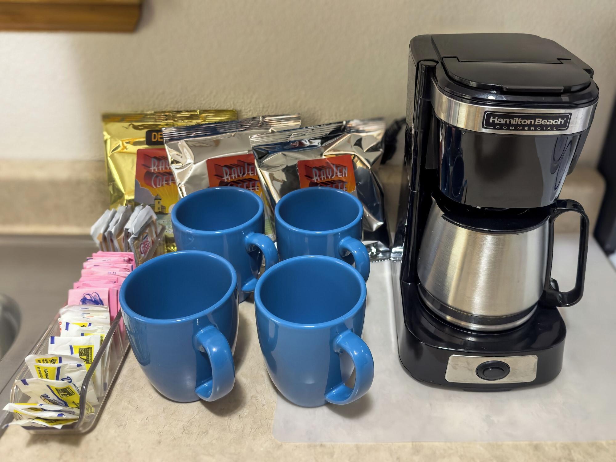 Set de Habitación Ocean Suites Motel