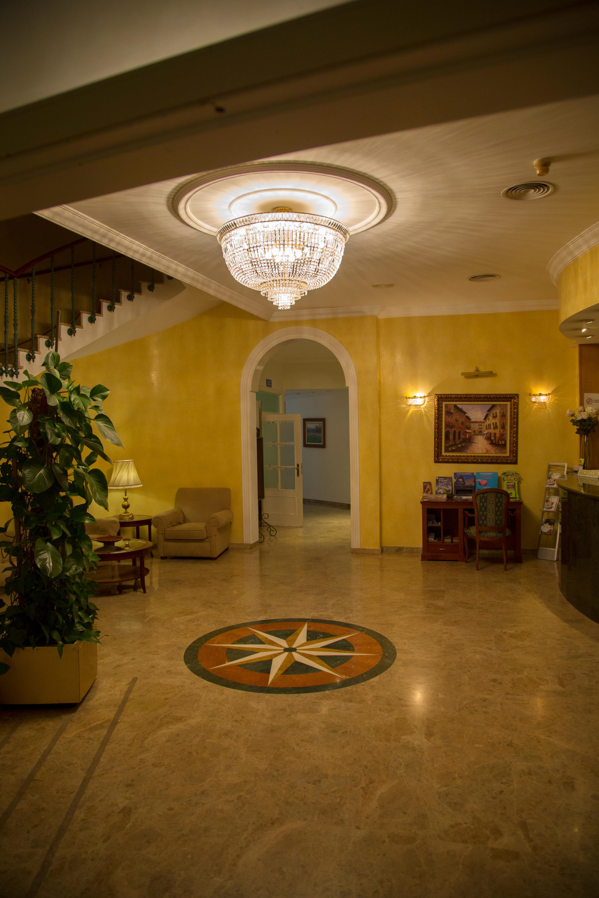 Vista Lobby Checkin Valencia Ciscar