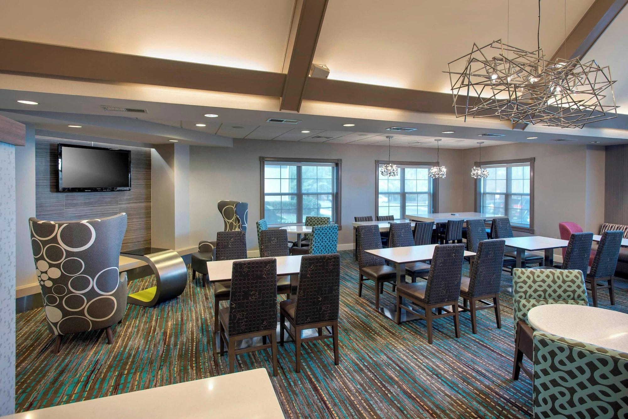Vista Lobby Residence Inn By Marriott Long Island Hauppauge