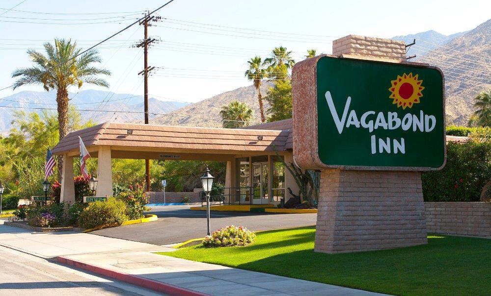 Vista Exterior Vagabond Inn Palm Springs