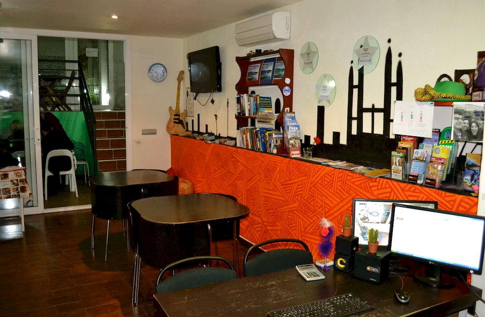 Hotel Hostel One Paralelo