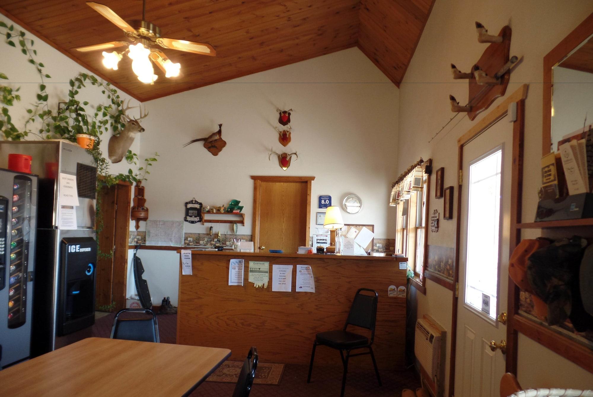 Vista Lobby Dakota Country Inn & Suites