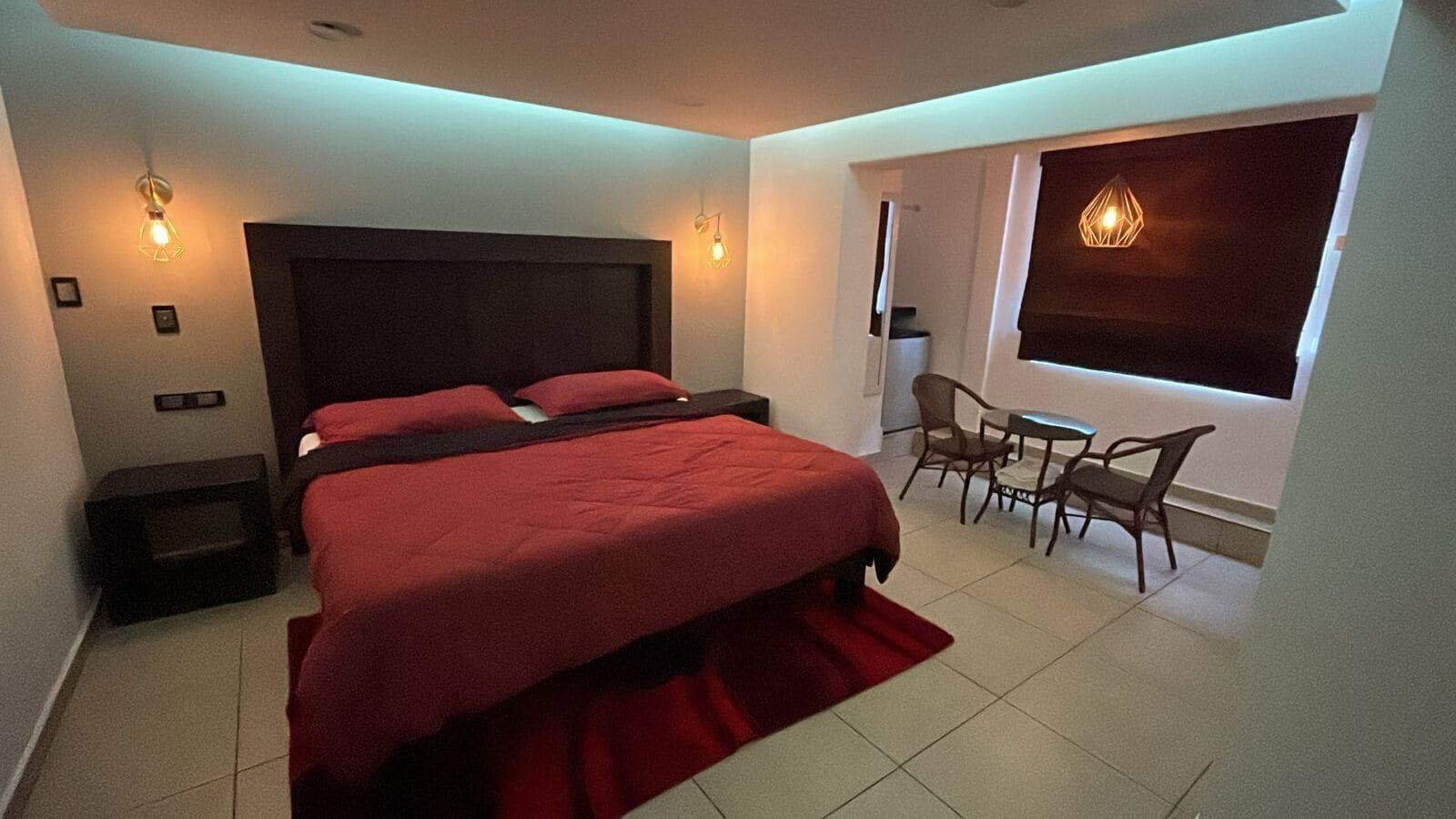 Varios Hotel Flores