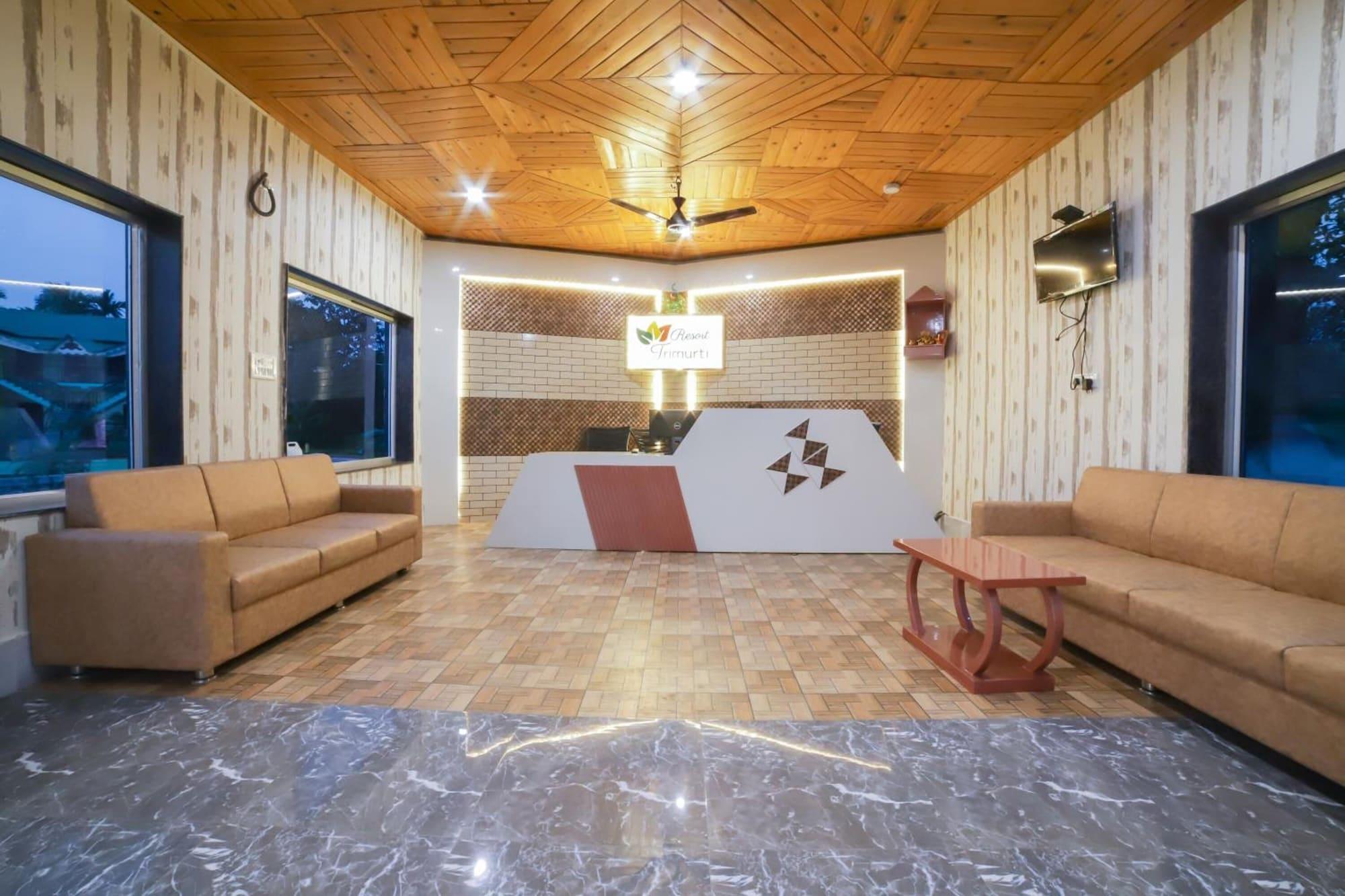 Vista Lobby Resort Trimurti