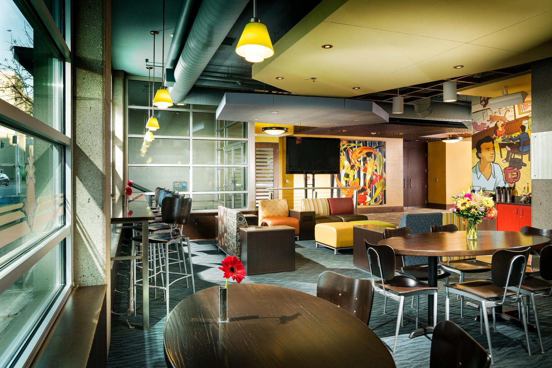 Restaurant Staypineapple, Watertown Hotel, University District Seattle