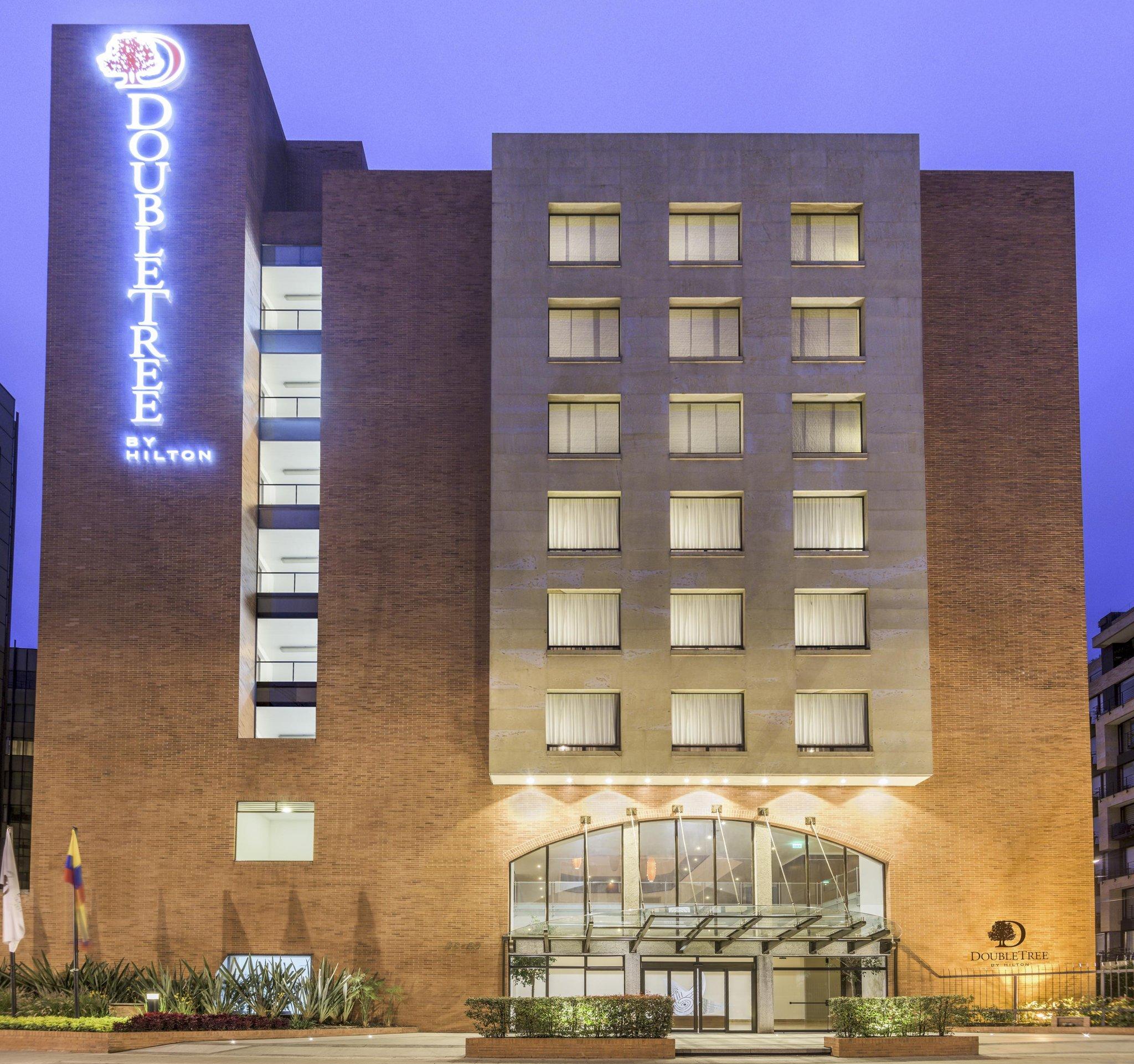 Vista Exterior DoubleTree by Hilton Hotel Bogota - Calle 100