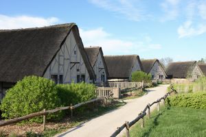 Alojamiento - Puy Du Fou + Les Îles De Clovis + Tickets