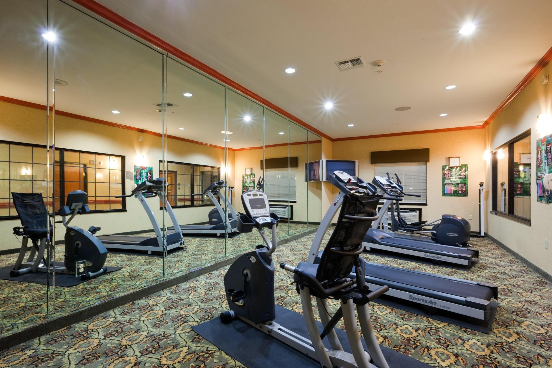 Instalaciones Recreativas Holiday Inn Express & Suites Fairfield-North