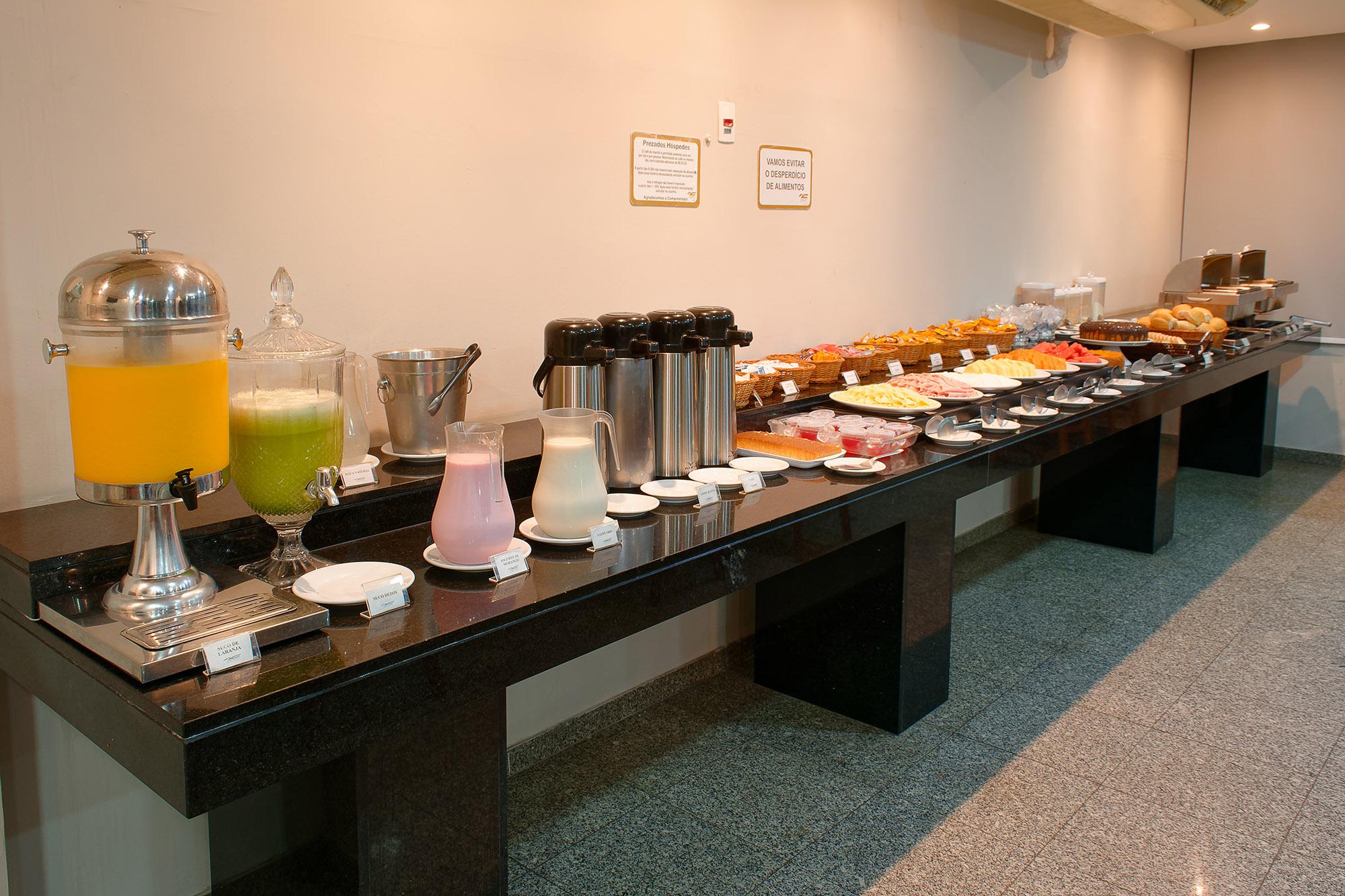 Área de desayuno Fênix Campinas