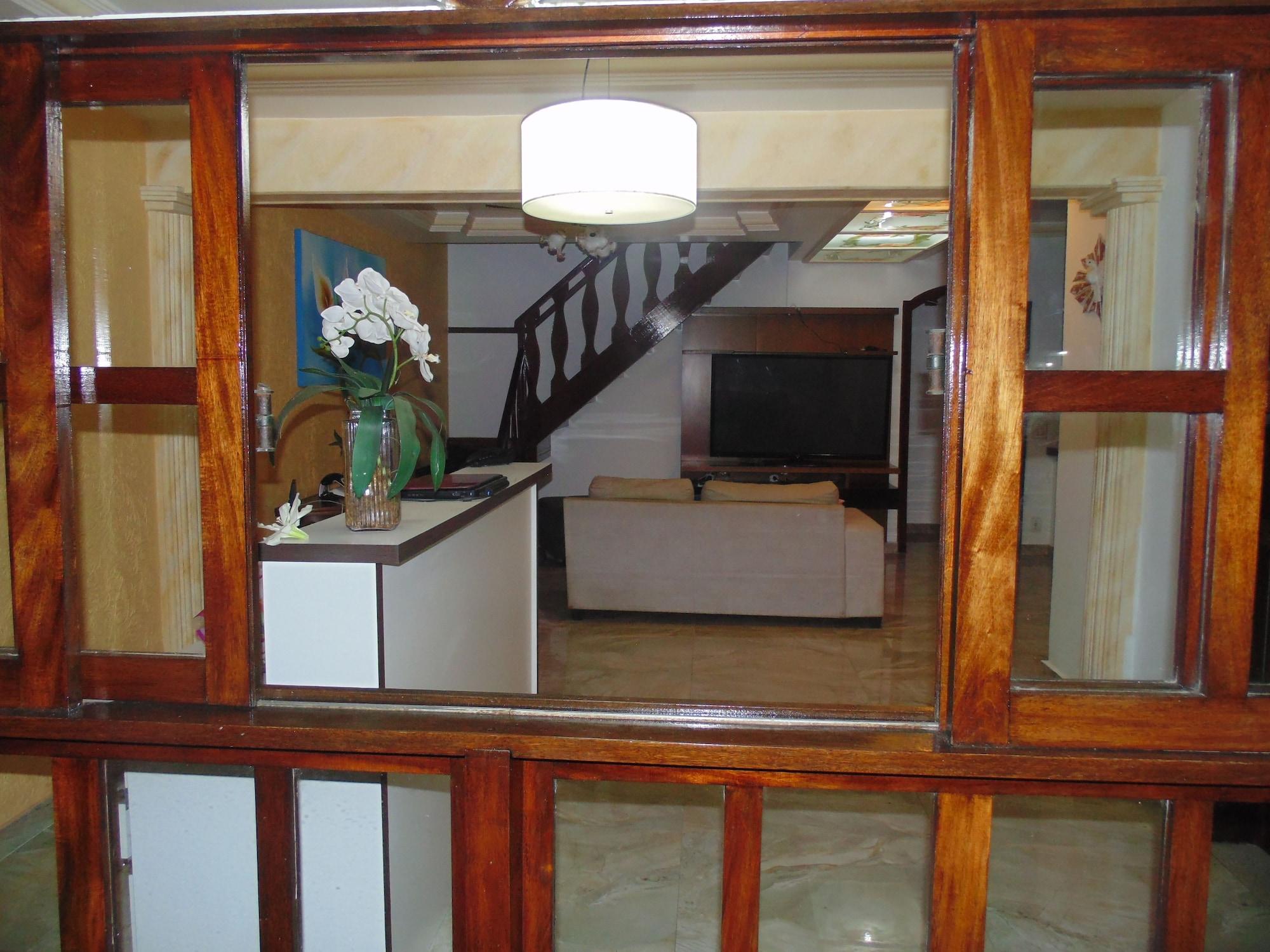 Vista Lobby Hostel Praia Brava