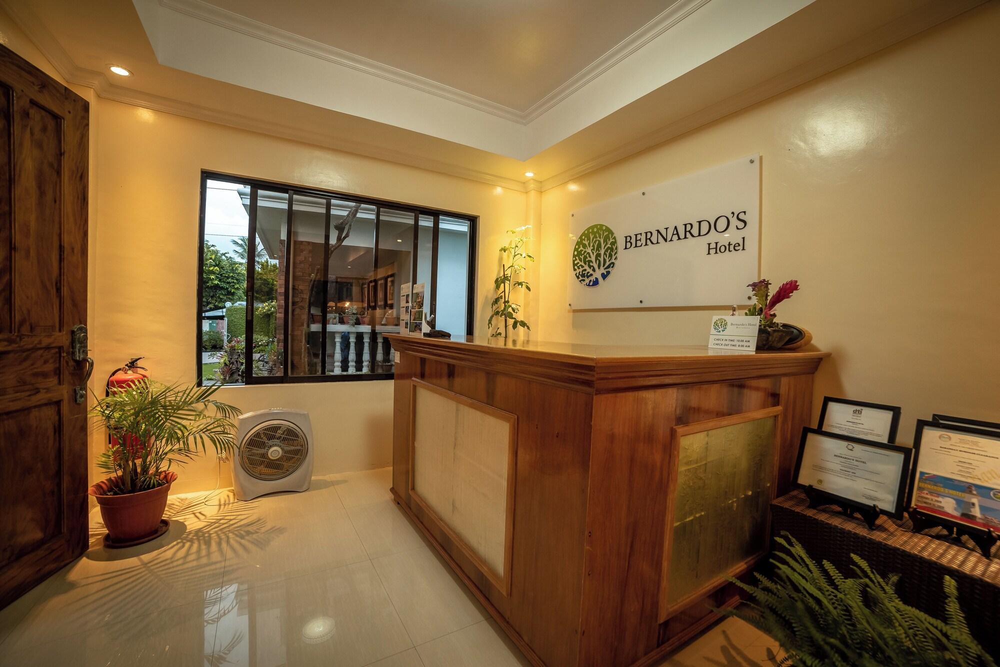 Vista Lobby Bernardos Lantia Hotel