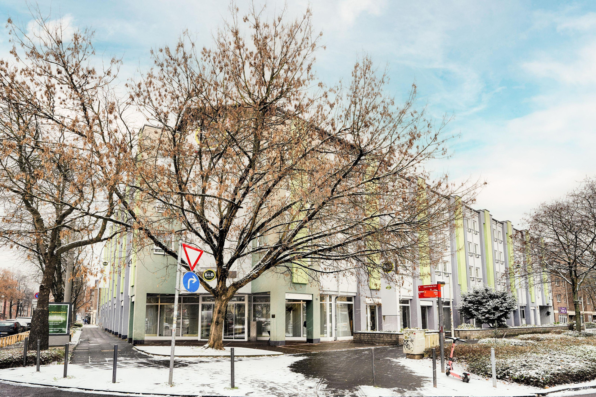 Vista Exterior B&B Hotel Bonn-City