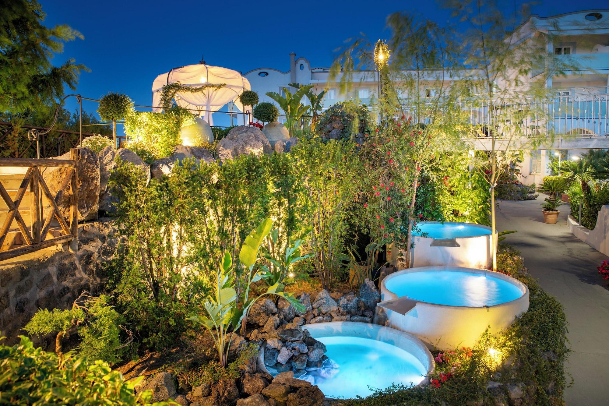 Vista Exterior Hermitage Resort & Thermal Spa