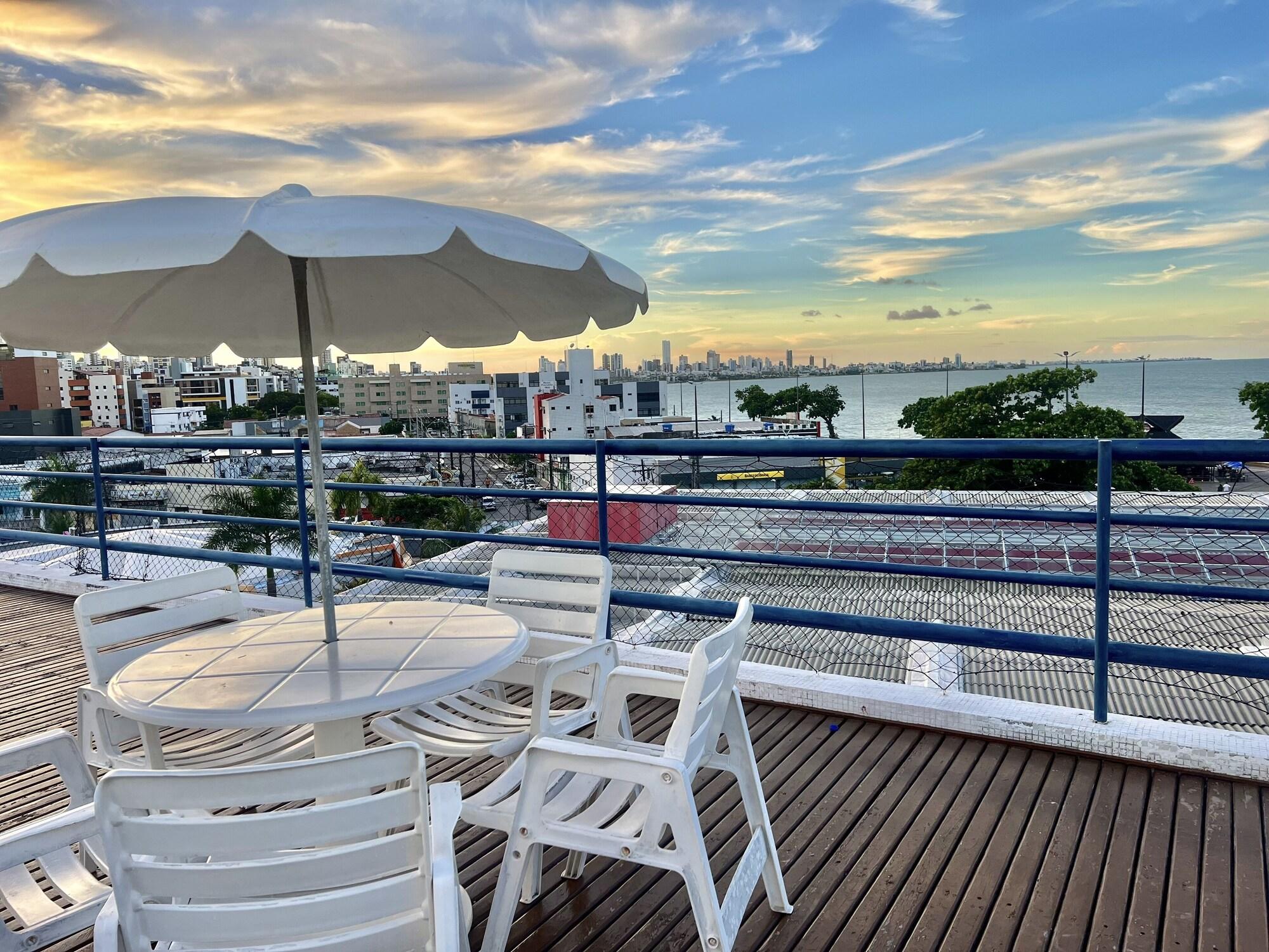 Equipamiento de Habitación Manos Hotel Flat 118