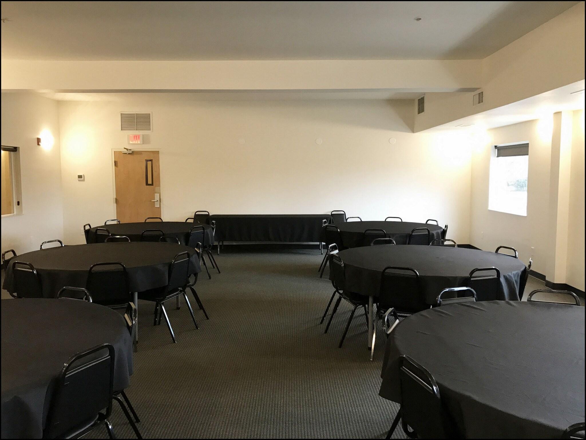 Sala de Reuniones Peppermill Empress Inn