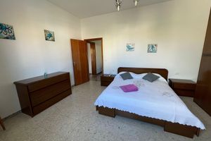 Alquiler Vacacional - Delightful seaside apartment with spacious rooms and an incredible terrace
