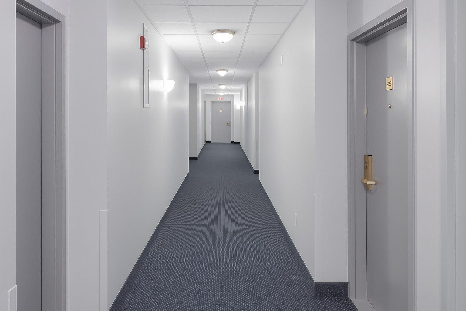Varios Signature Inn & Suites Hamilton