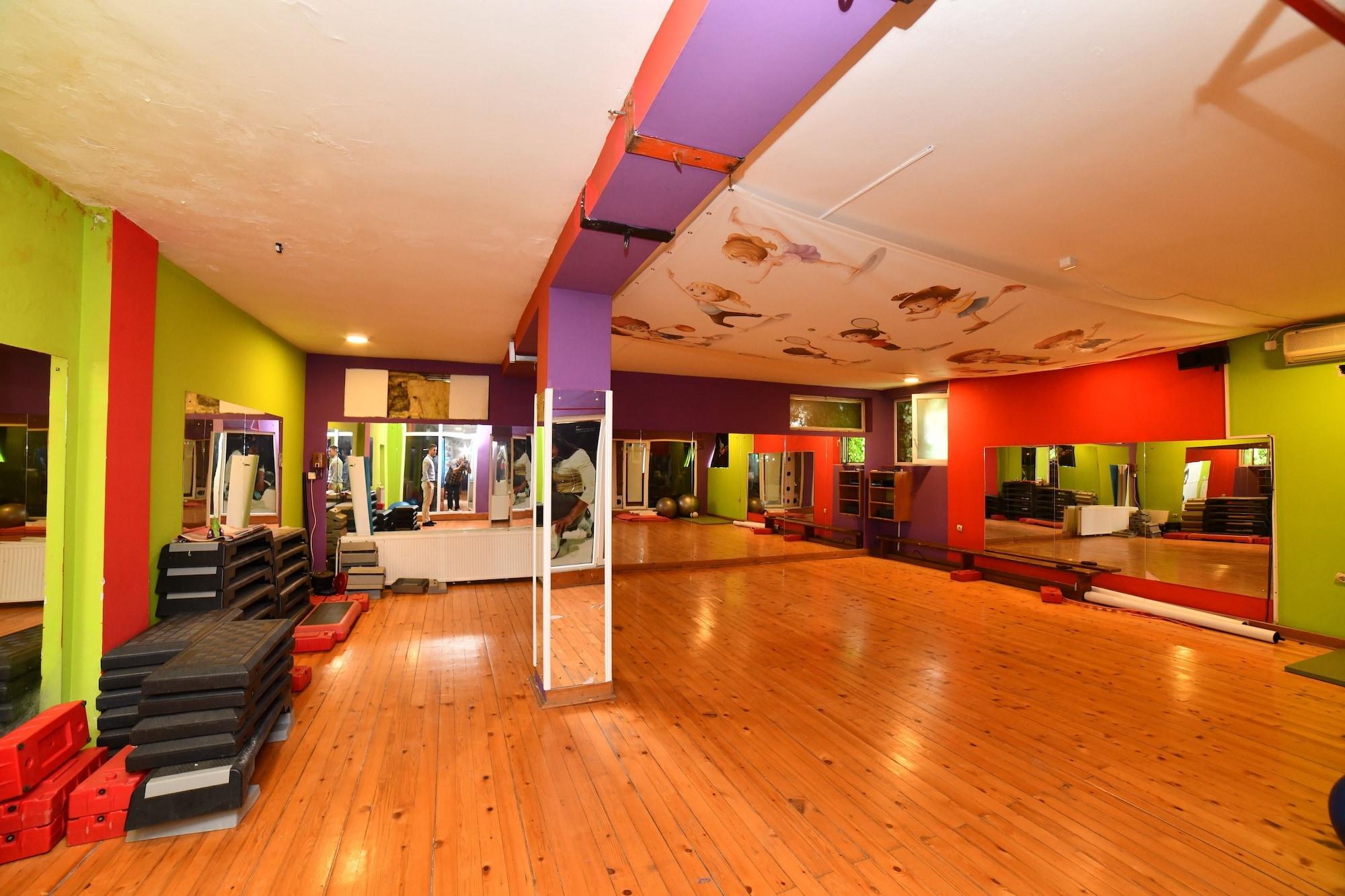 Instalaciones Recreativas Garni Hotel Garson Lux