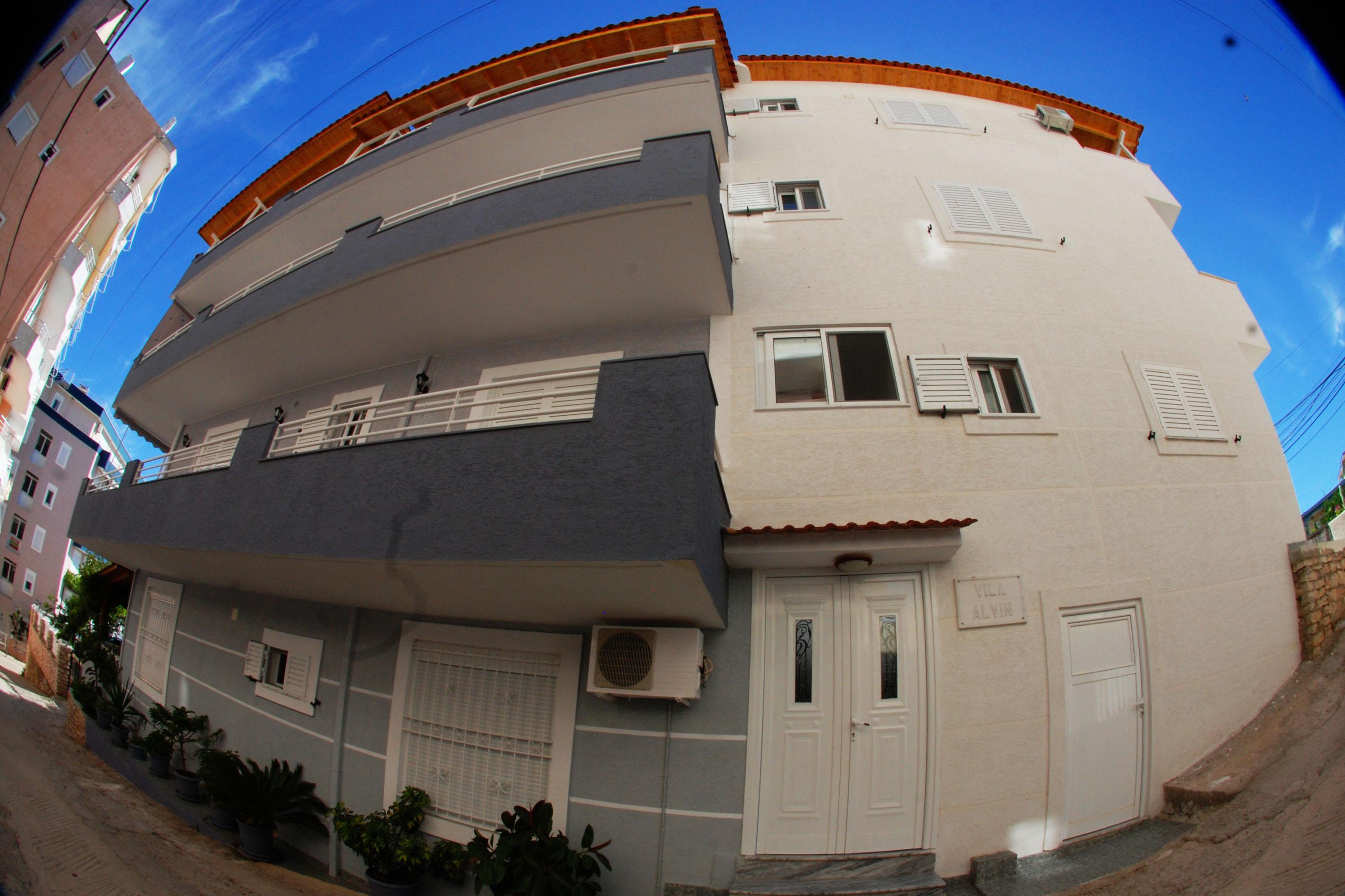 Vista Lobby Hotel Vila Alvin & Apartments