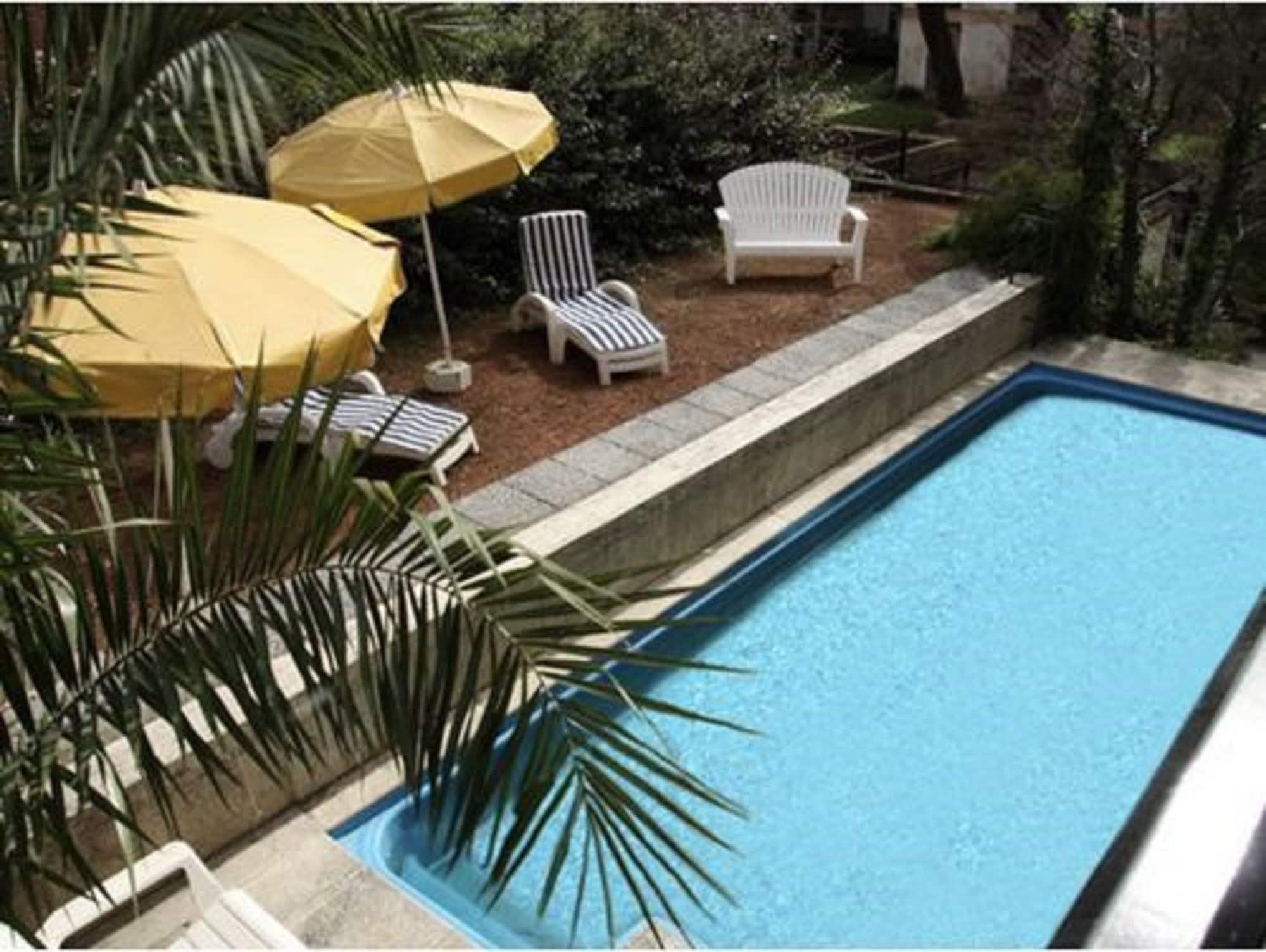 Gimnasio Golf Tower Suites & Apartments