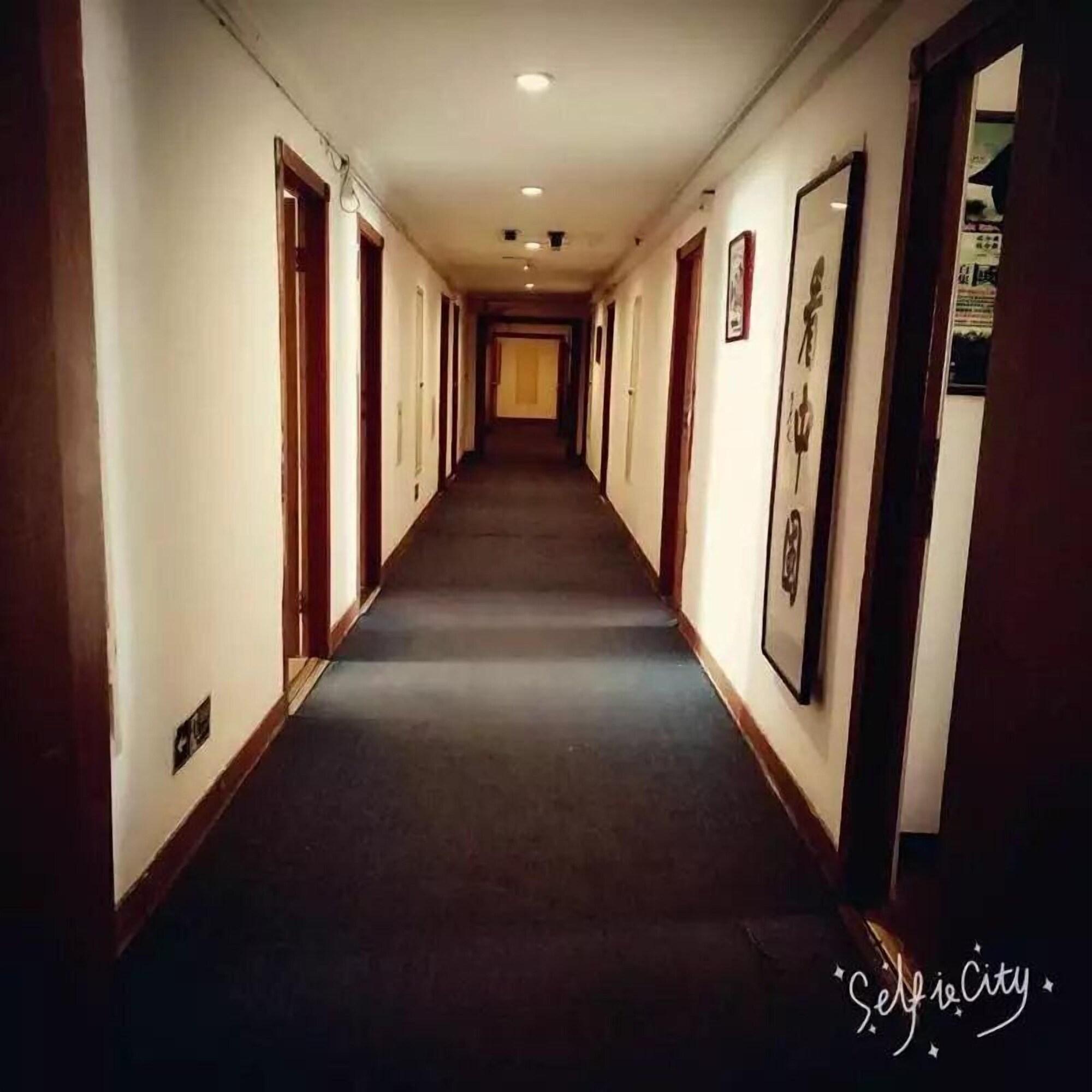 Varios Beijing Sentury Apartment Hotel