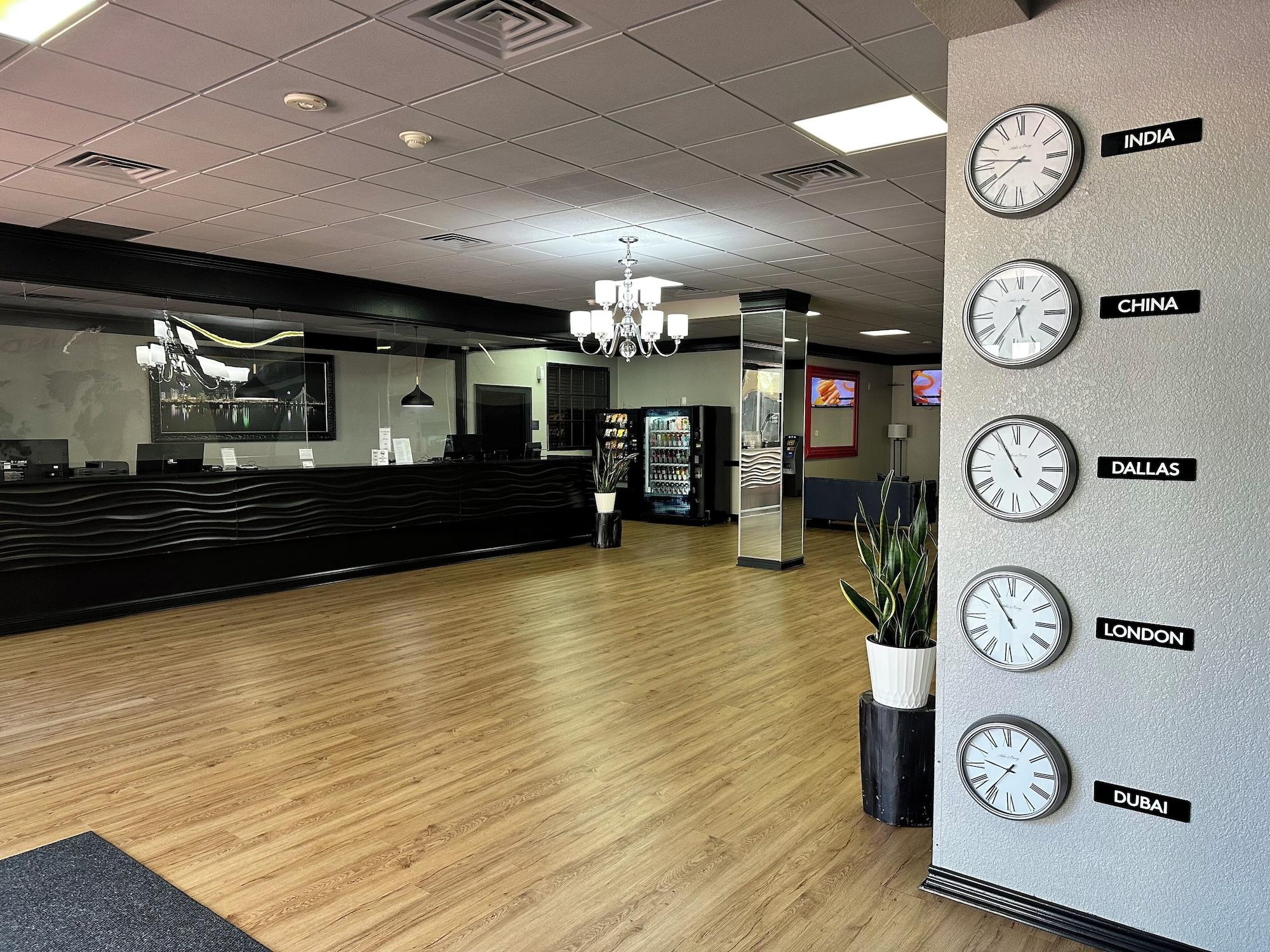 Vista Lobby Alexis Hotel & Banquets Dallas Park Central Galleria