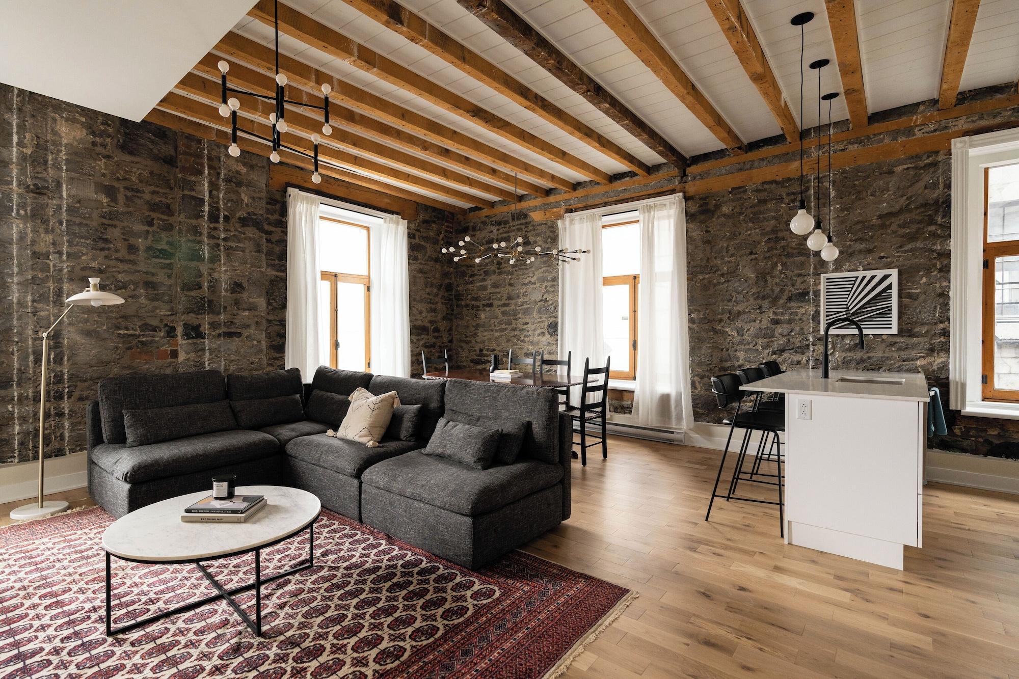 Varios Maison Place Royale by Luxury In Transit