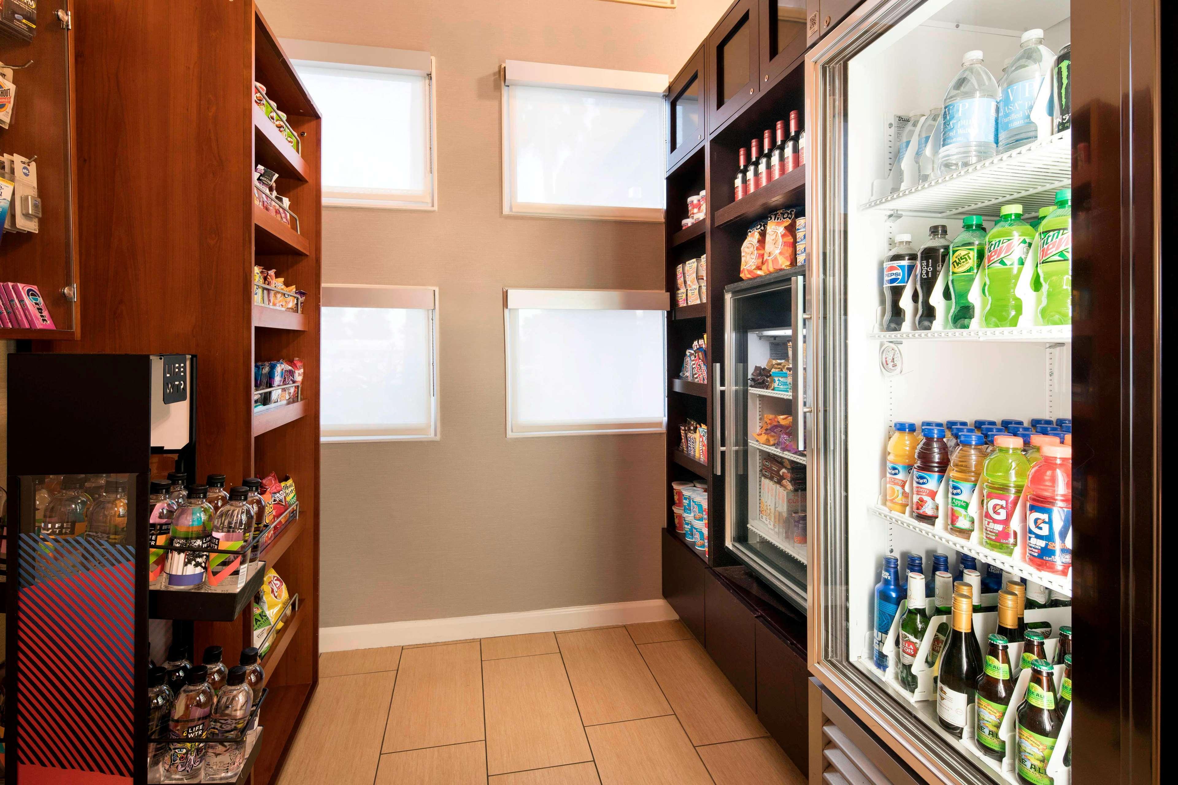 Vista Lobby Sonesta ES Suites Scottsdale Paradise Valley