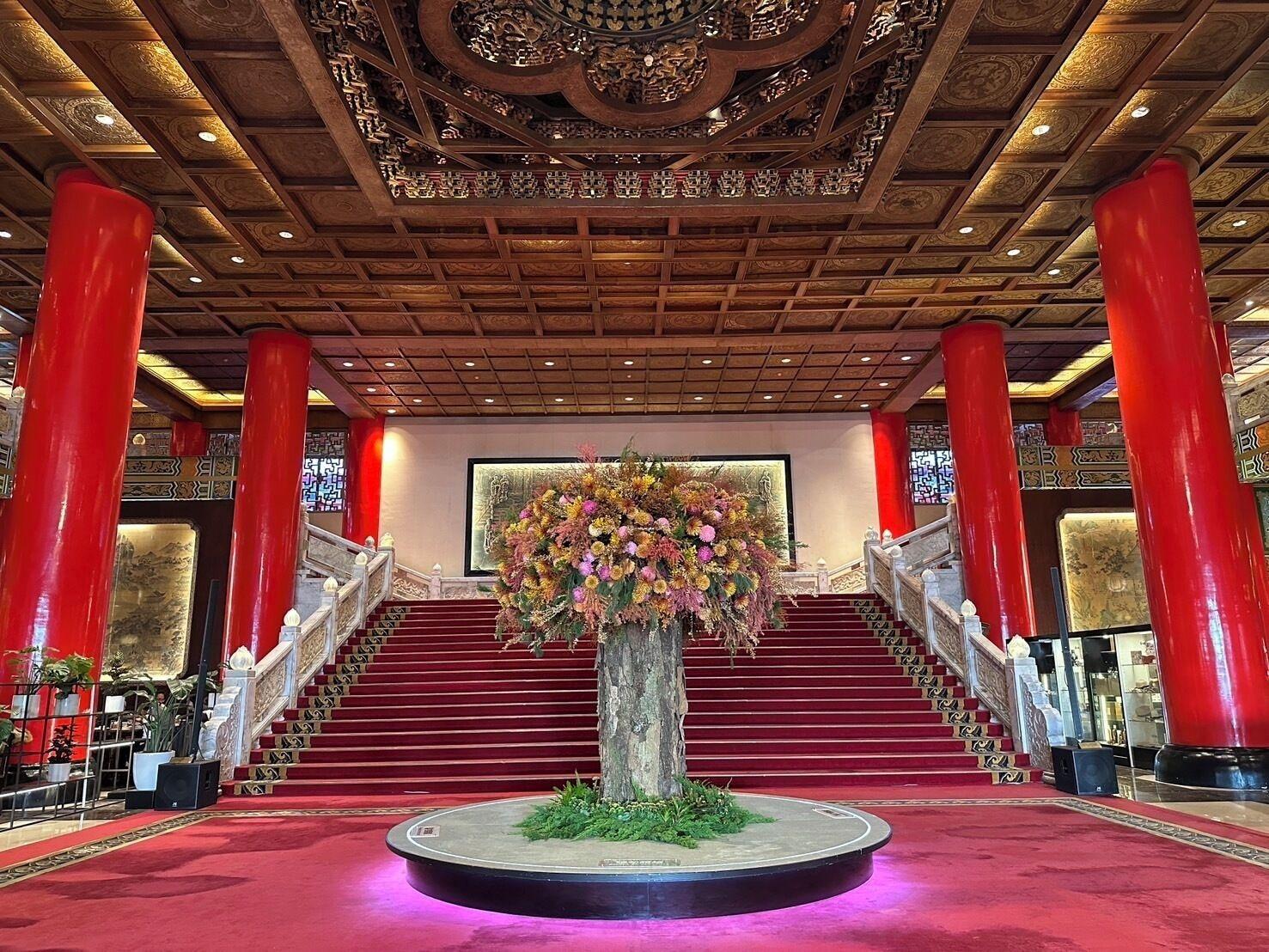 Vista Lobby The Grand Hotel
