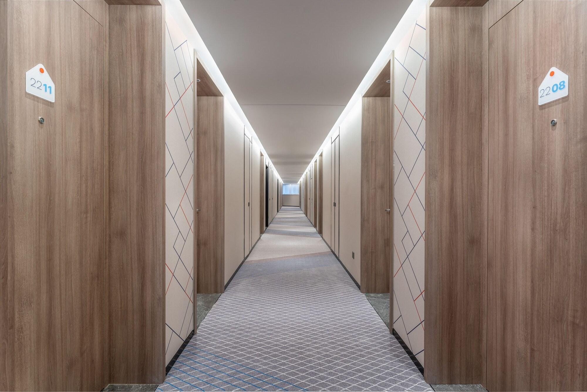 Comodidades del Alojamiento Holiday Inn Express Guangzhou Panyu Dashi by IHG