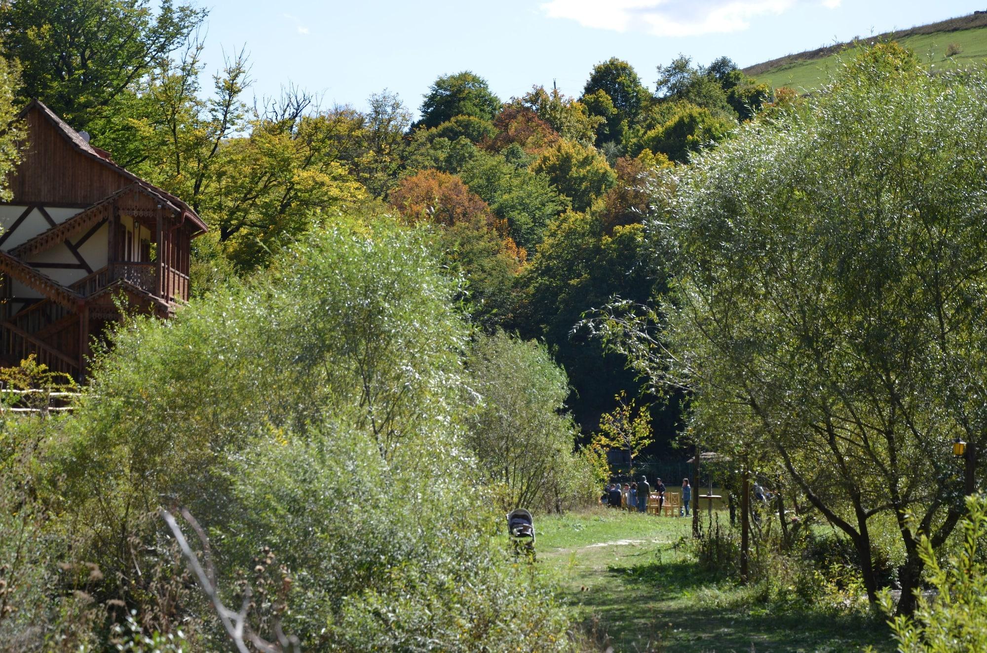 Instalaciones Recreativas Ecokayan Dilijan Resort Hotel