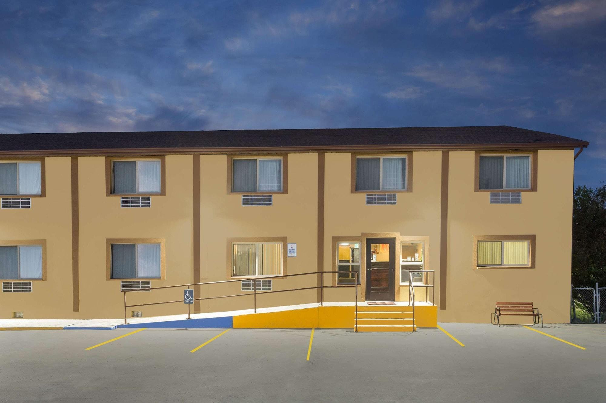 Varios Super 8 by Wyndham Diamondville Kemmerer