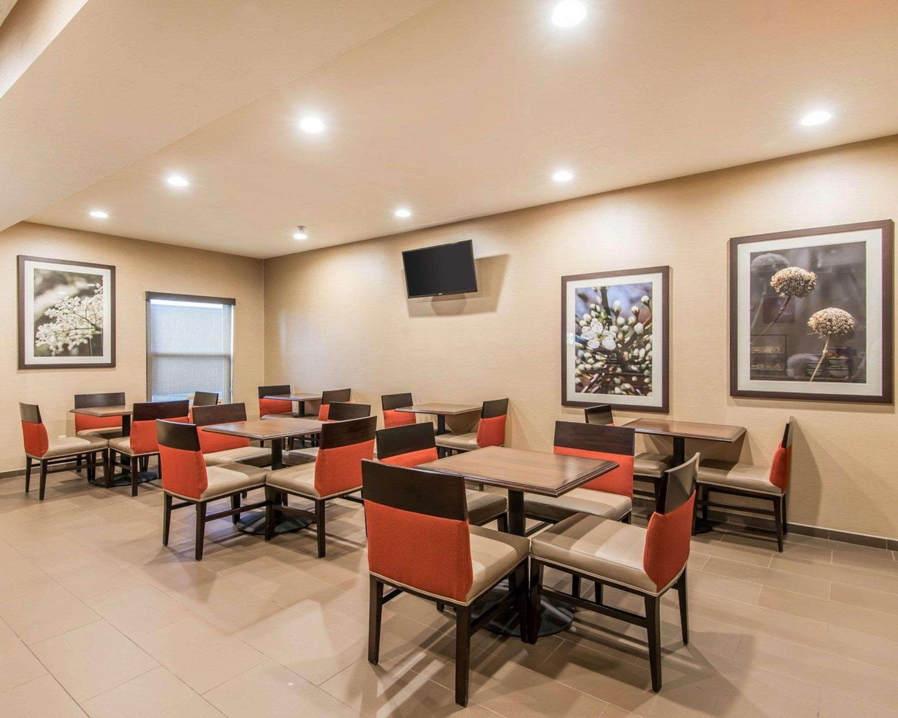 Restaurant Quality Inn Cameron